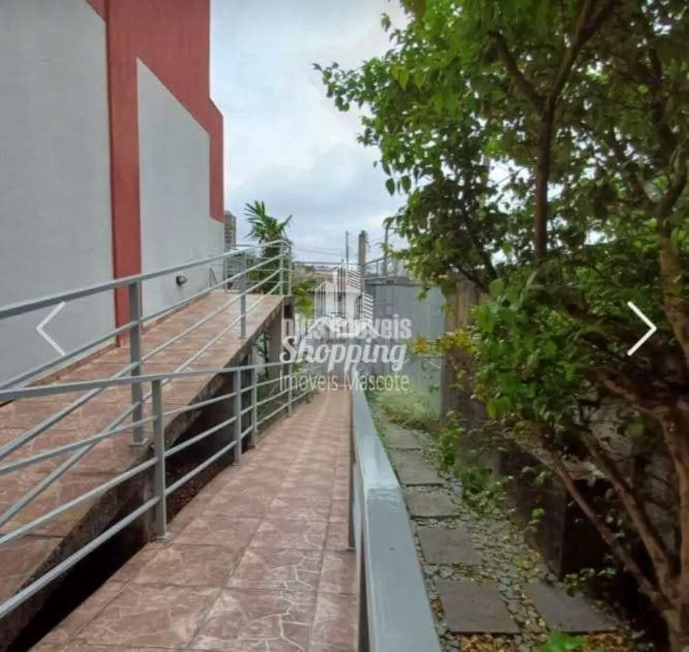 Casa de Condomínio à venda com 2 quartos, 75m² - Foto 1