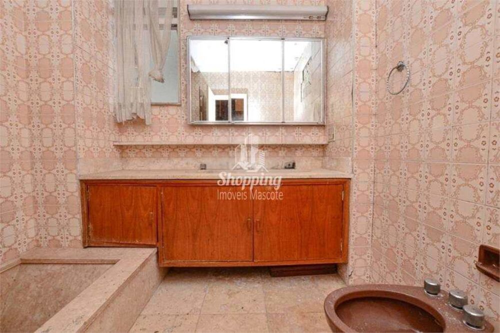Apartamento à venda com 3 quartos, 230m² - Foto 7