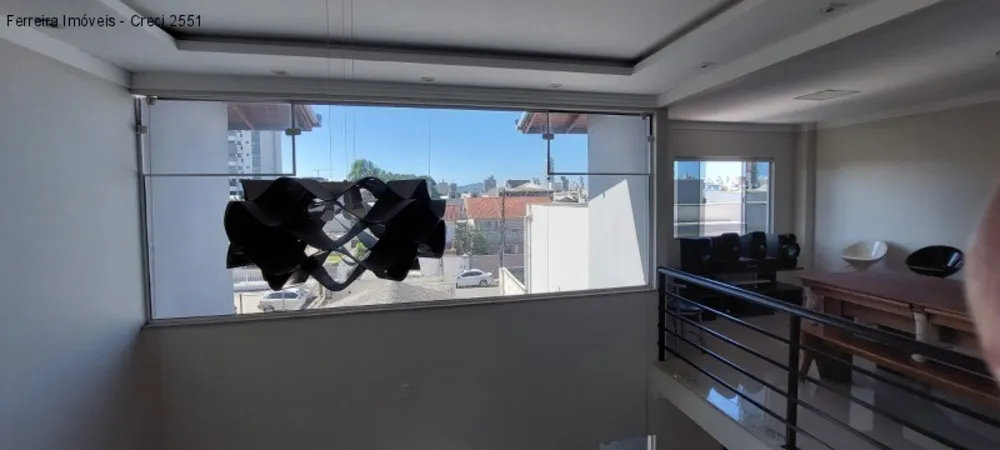 Sobrado, 6 quartos, 216 m² - Foto 1