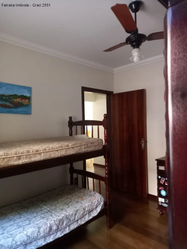 Casa, 3 quartos, 240 m² - Foto 10