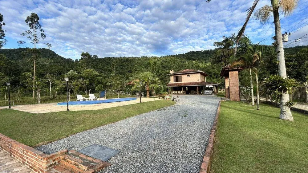 Chácara, 3 quartos, 3600 m² - Foto 3