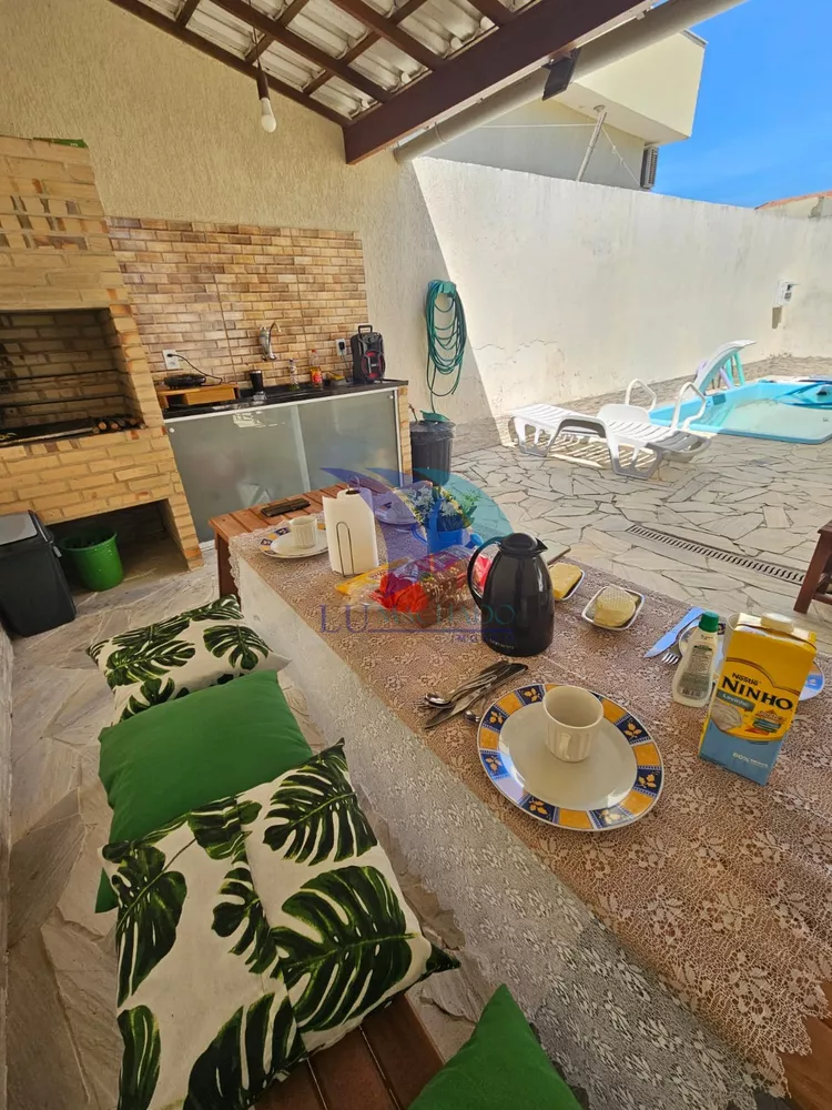 Casa, 3 quartos, 180 m² - Foto 1