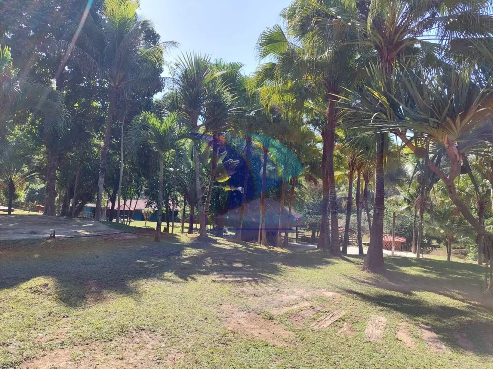 Sítio, 10 quartos, 33 m² - Foto 1