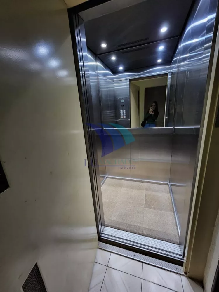 Apartamento, 3 quartos, 140 m² - Foto 1