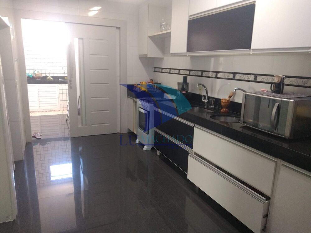 Casa à venda e aluguel com 3 quartos, 140m² - Foto 11