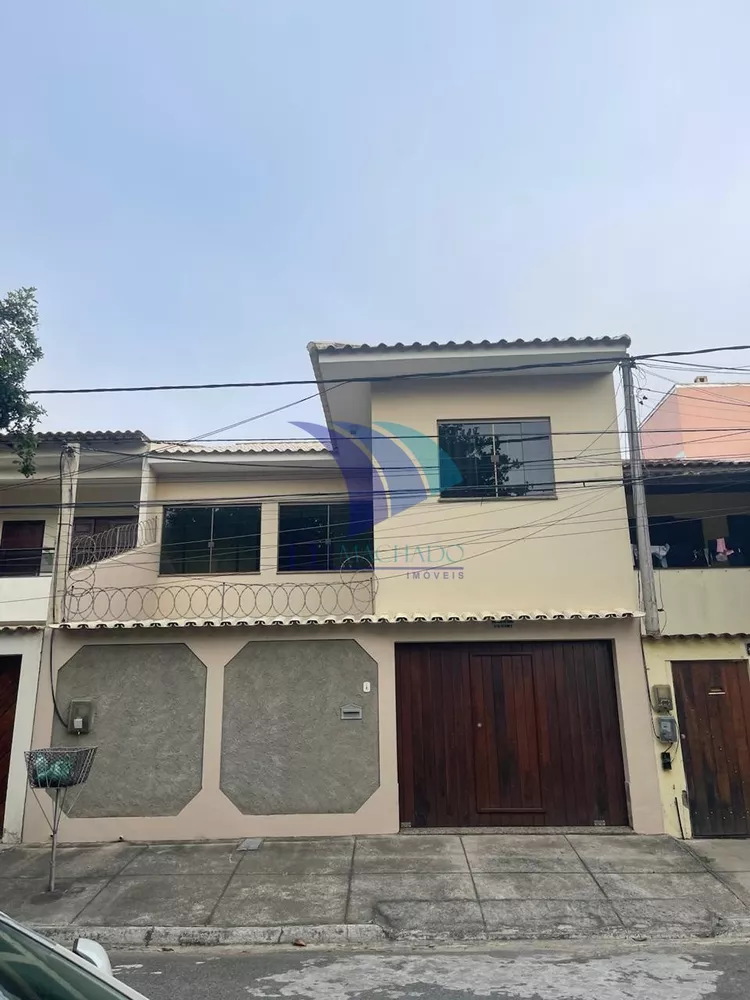 Casa, 3 quartos, 179 m² - Foto 1