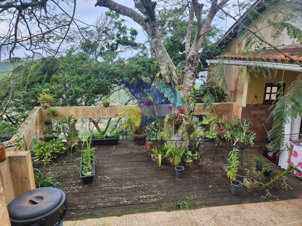 Casa à venda e aluguel com 2 quartos, 140m² - Foto 12