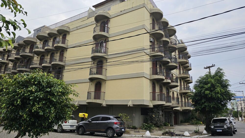 Apartamento à venda e aluguel com 3 quartos, 98m² - Foto 1