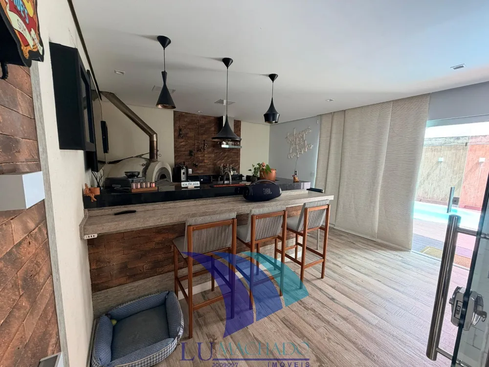 Casa, 4 quartos, 300 m² - Foto 35