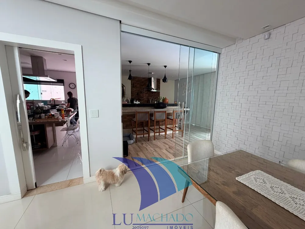 Casa, 4 quartos, 300 m² - Foto 40