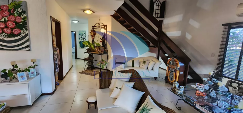 Casa, 4 quartos, 216 m² - Foto 2