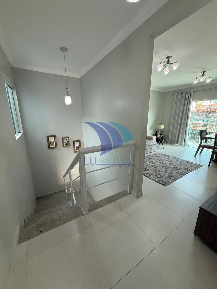 Casa à venda e aluguel com 3 quartos, 140m² - Foto 24