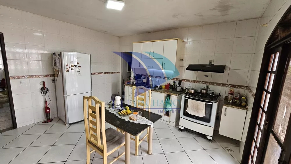 Casa, 4 quartos, 240 m² - Foto 33