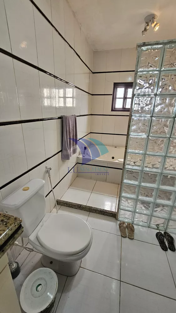 Casa, 4 quartos, 240 m² - Foto 37
