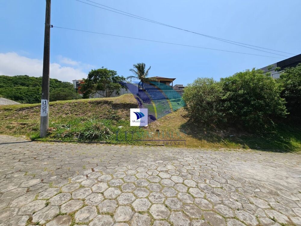 Terreno à venda e aluguel, 300m² - Foto 6
