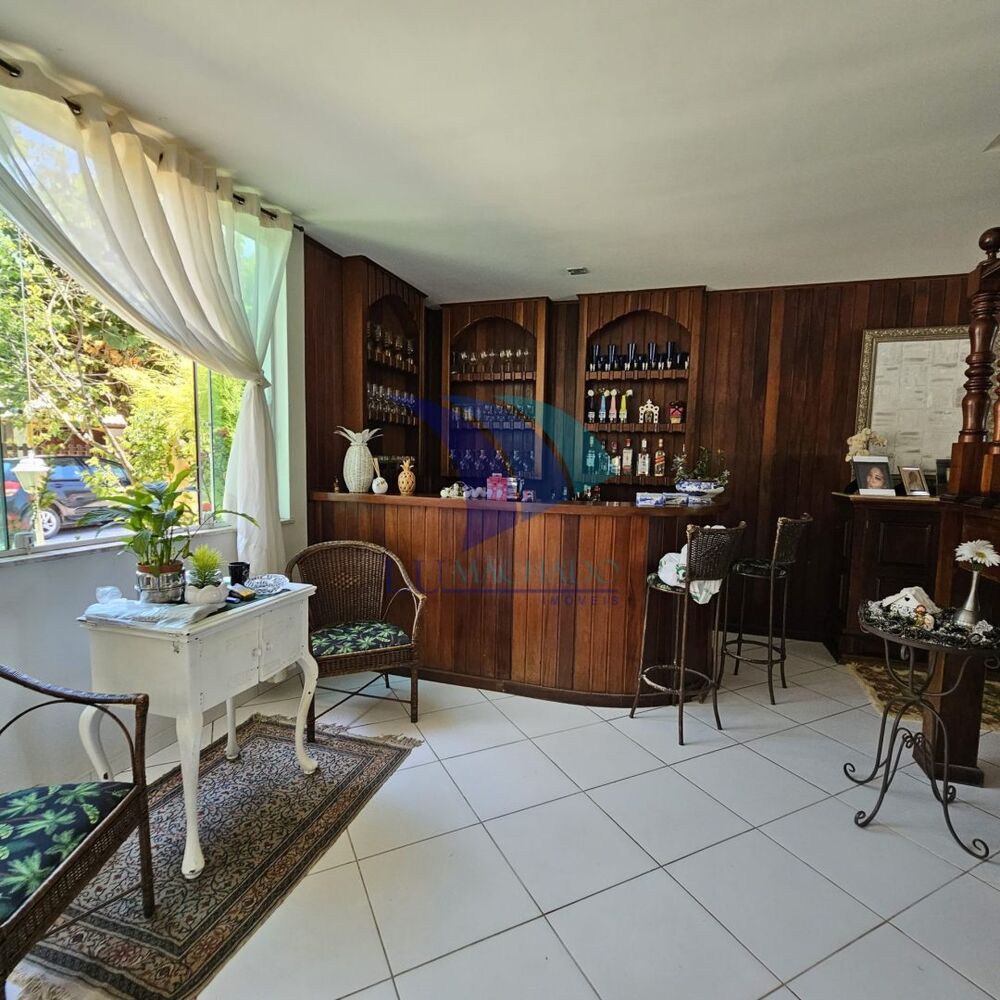 Casa à venda e aluguel com 3 quartos, 256m² - Foto 9