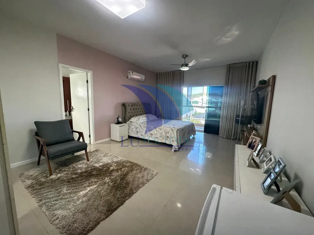 Casa, 4 quartos, 225 m² - Foto 2