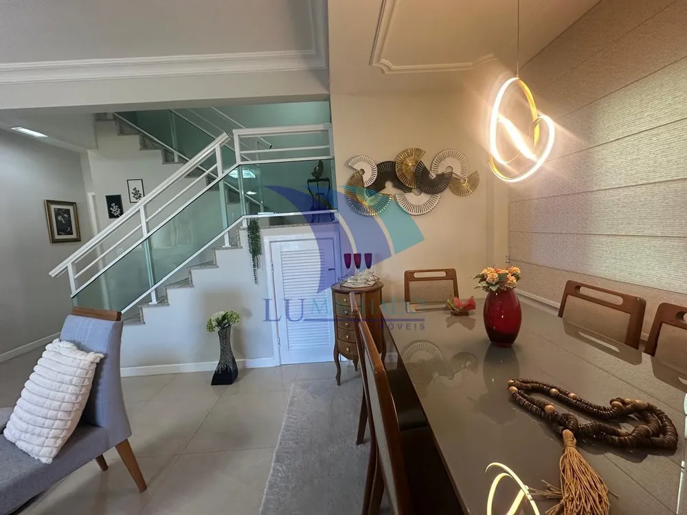 Casa, 4 quartos, 225 m² - Foto 3