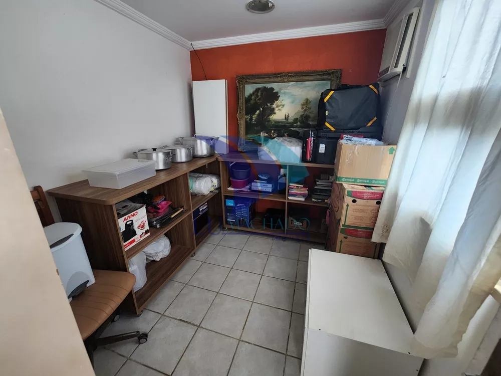 Casa, 6 quartos, 200 m² - Foto 22