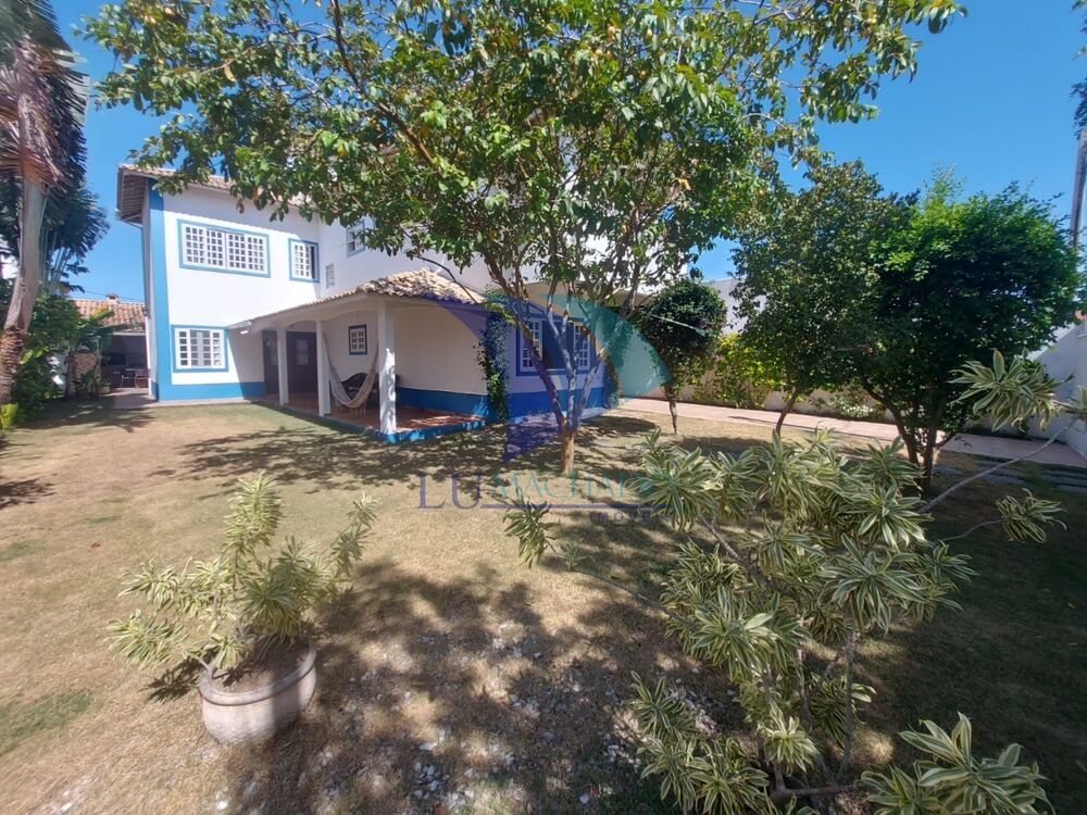 Casa à venda e aluguel com 4 quartos, 300m² - Foto 4