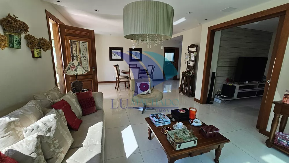 Casa, 3 quartos, 372 m² - Foto 1