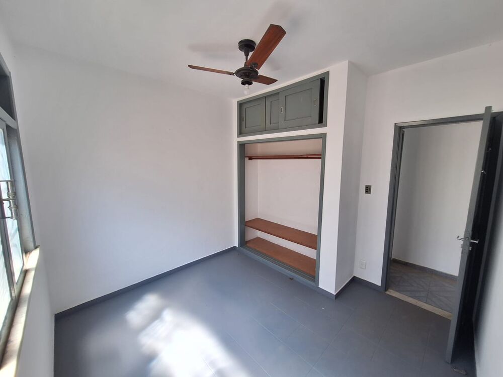 Casa à venda e aluguel com 2 quartos, 103m² - Foto 2