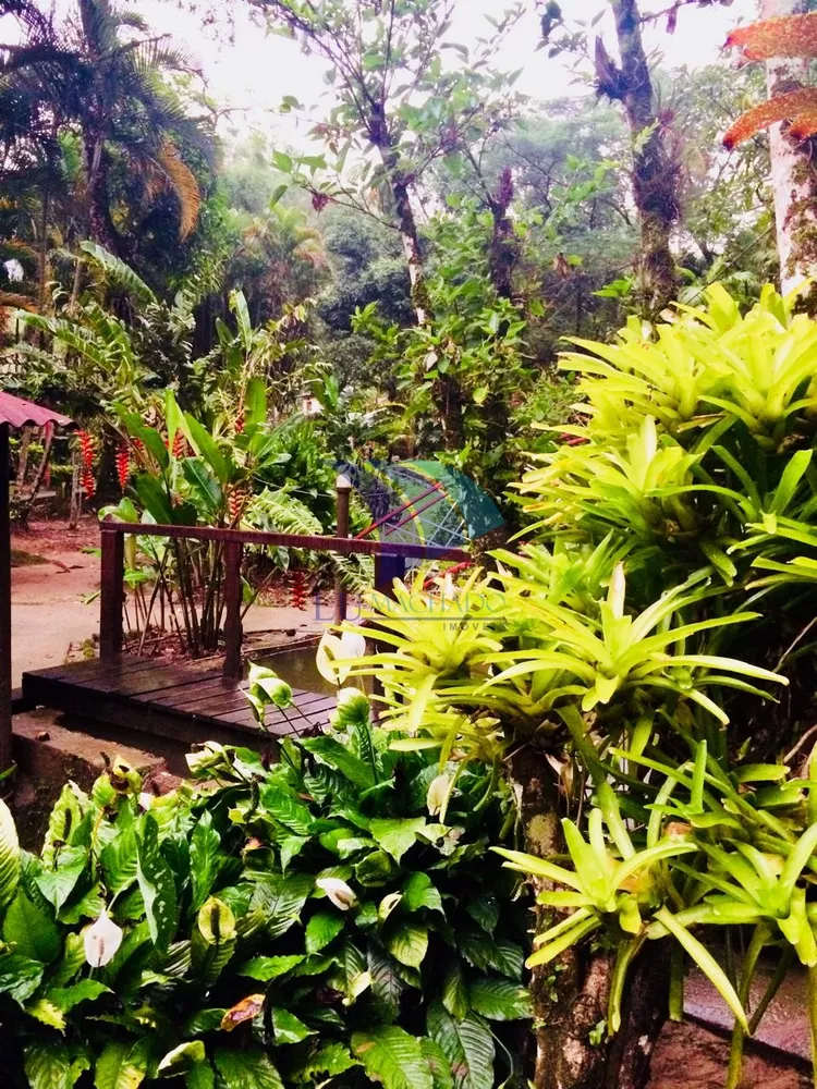Casa, 4 quartos, 240 m² - Foto 2