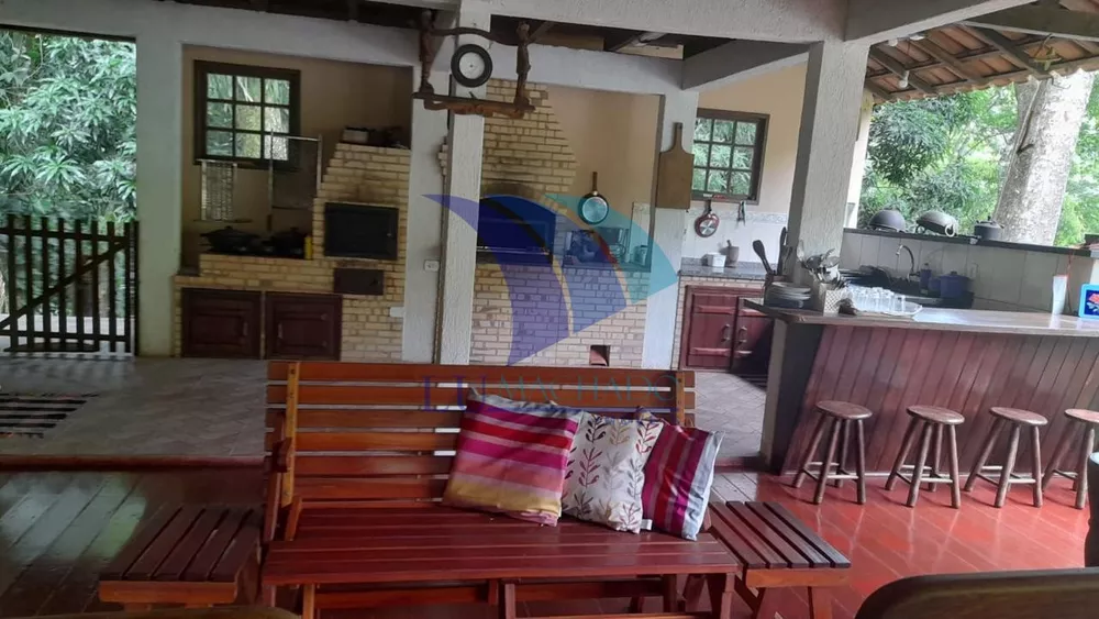 Casa, 4 quartos, 240 m² - Foto 23