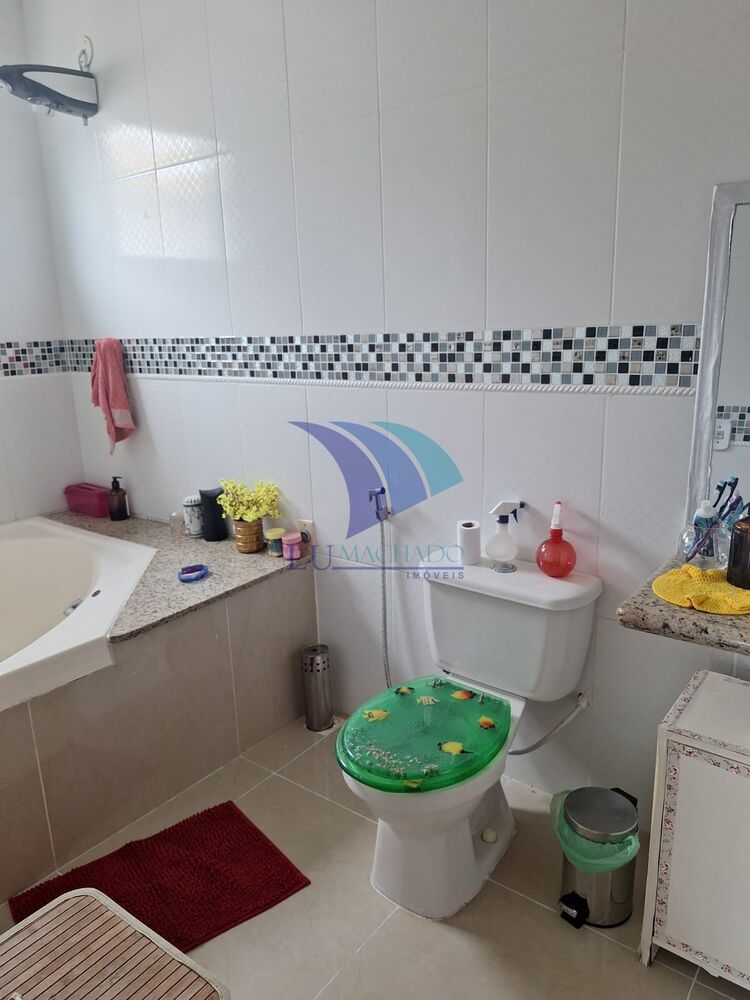 Casa à venda e aluguel com 5 quartos, 177m² - Foto 7