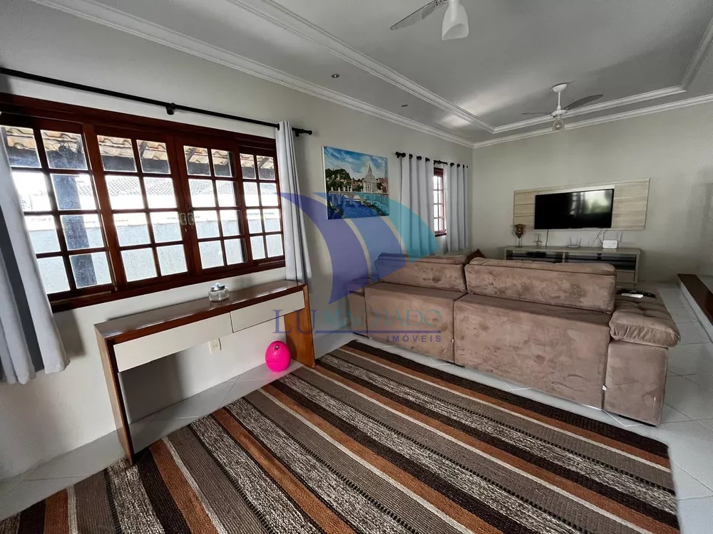 Casa, 4 quartos, 235 m² - Foto 1