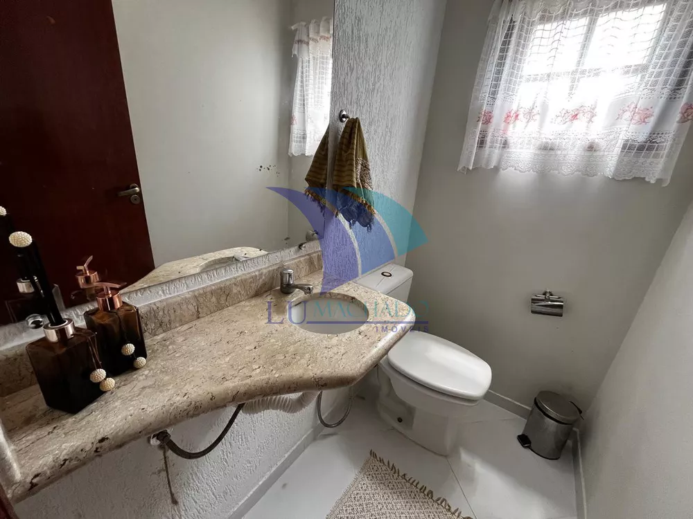 Casa, 4 quartos, 235 m² - Foto 2