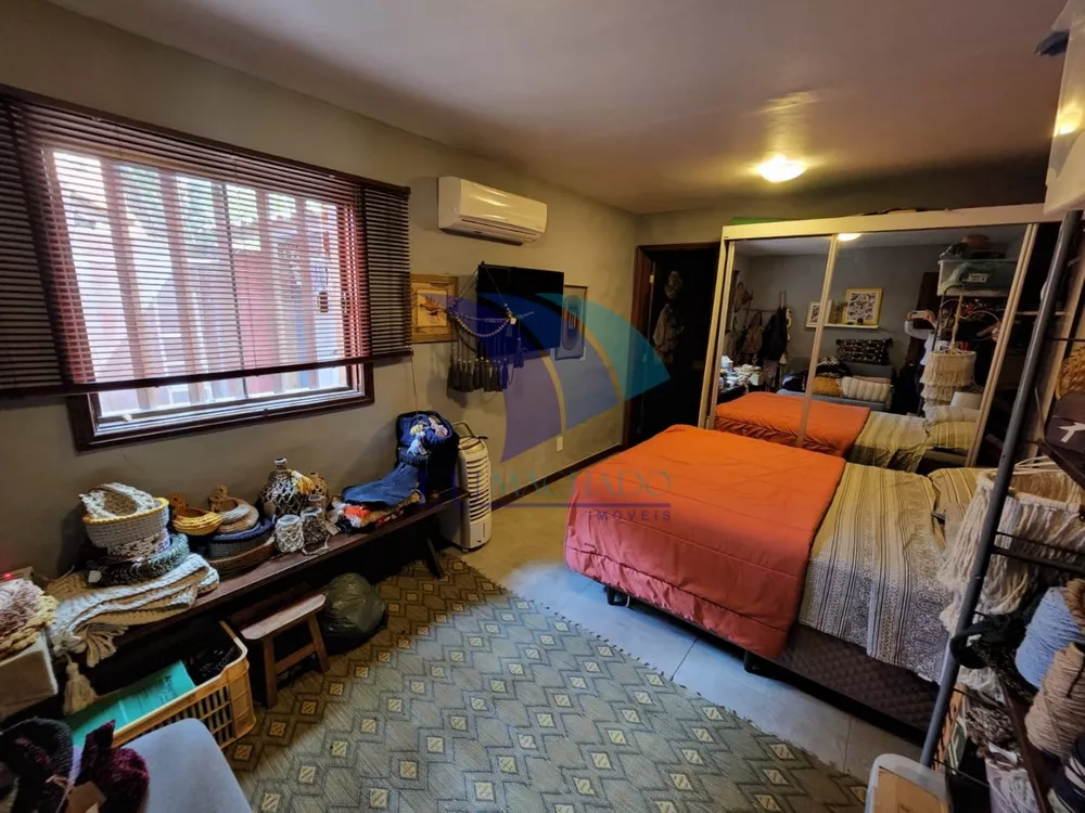 Casa, 3 quartos, 200 m² - Foto 13
