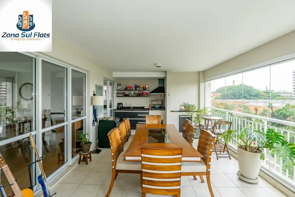 Apartamento, 3 quartos, 160 m² - Foto 1