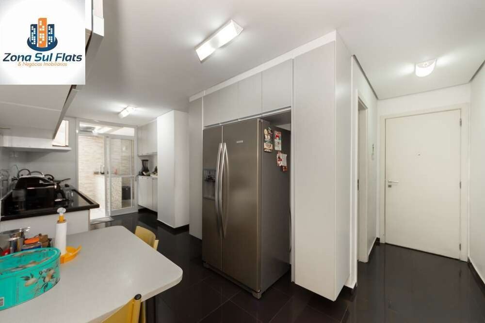 Apartamento à venda com 4 quartos, 280m² - Foto 2
