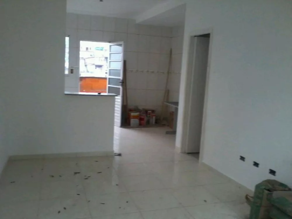 Casa à venda com 1 quarto, 98m² - Foto 2