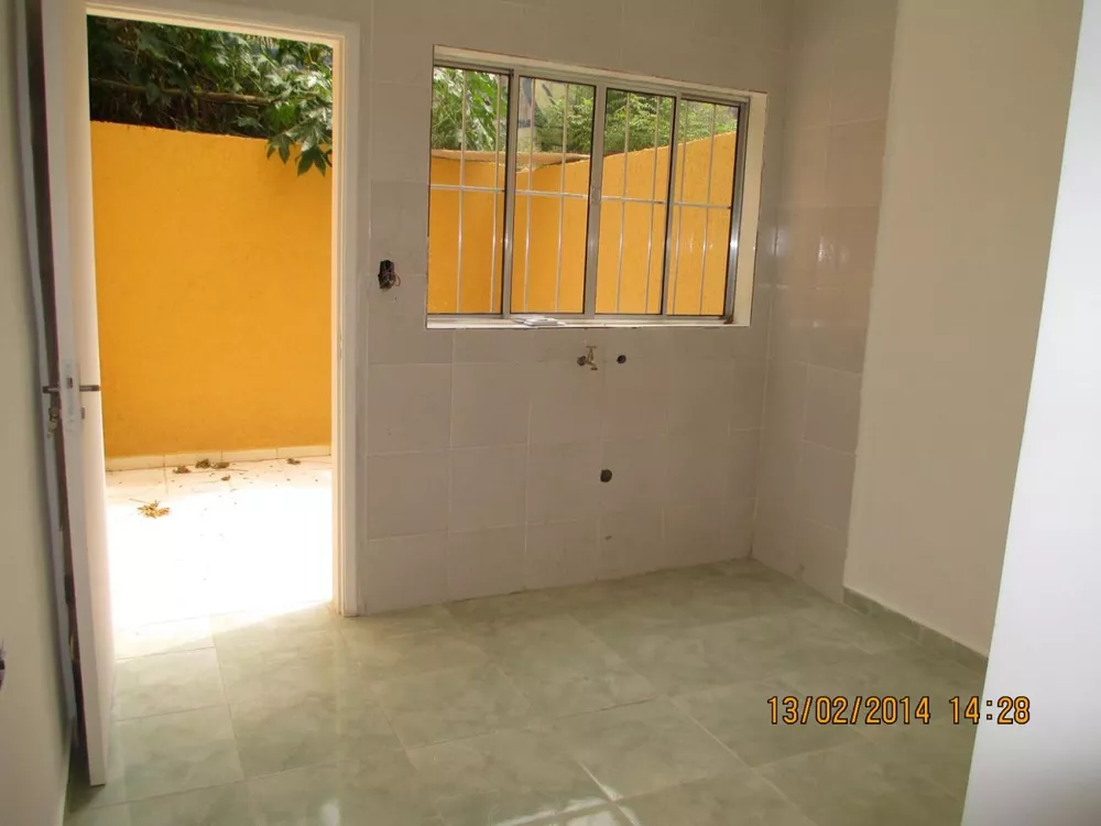 Casa de Condomínio à venda com 2 quartos, 62m² - Foto 3