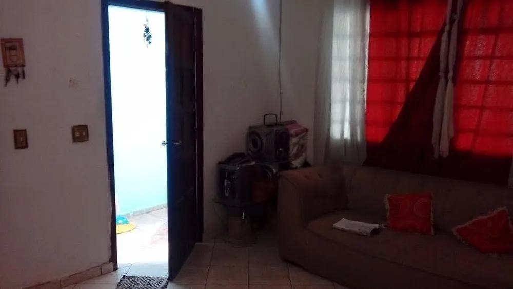 Casa, 3 quartos, 132 m² - Foto 1