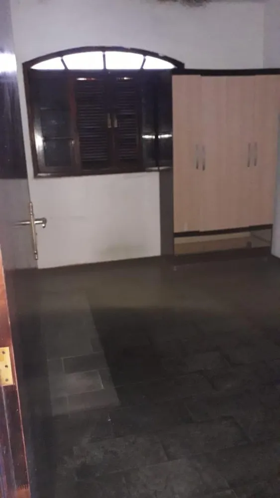 Casa, 4 quartos, 180 m² - Foto 4