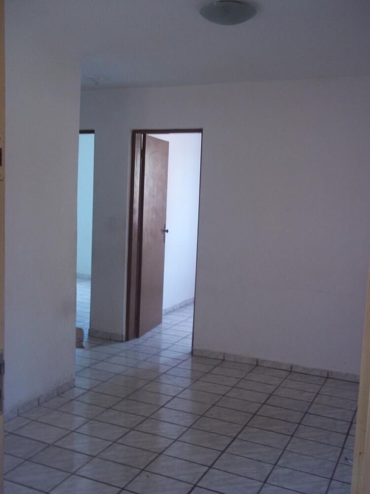 Apartamento para alugar com 2 quartos, 45m² - Foto 4
