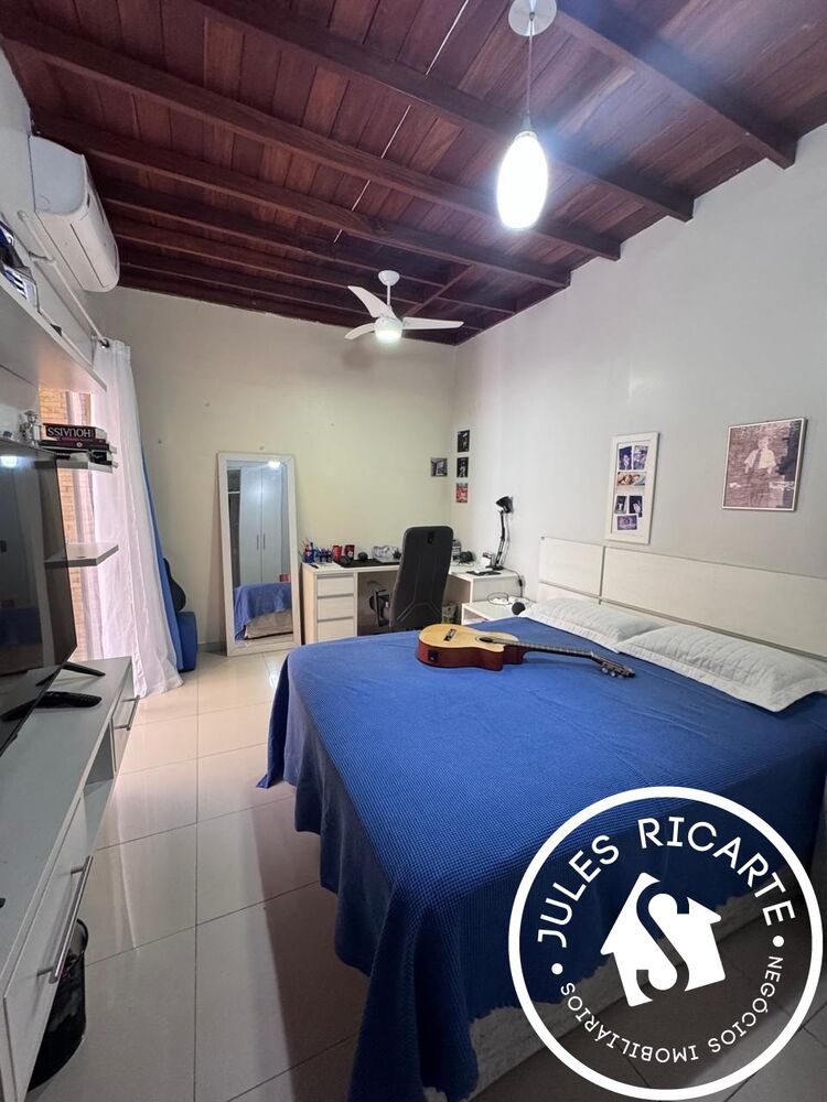 Casa à venda com 4 quartos - Foto 1