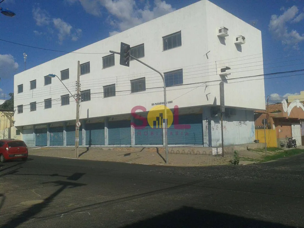 Prédio Inteiro, 952 m² - Foto 1