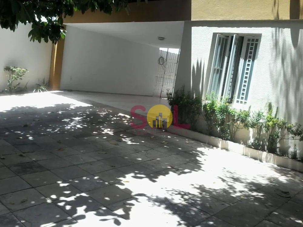 Casa, 3 quartos, 250 m² - Foto 2