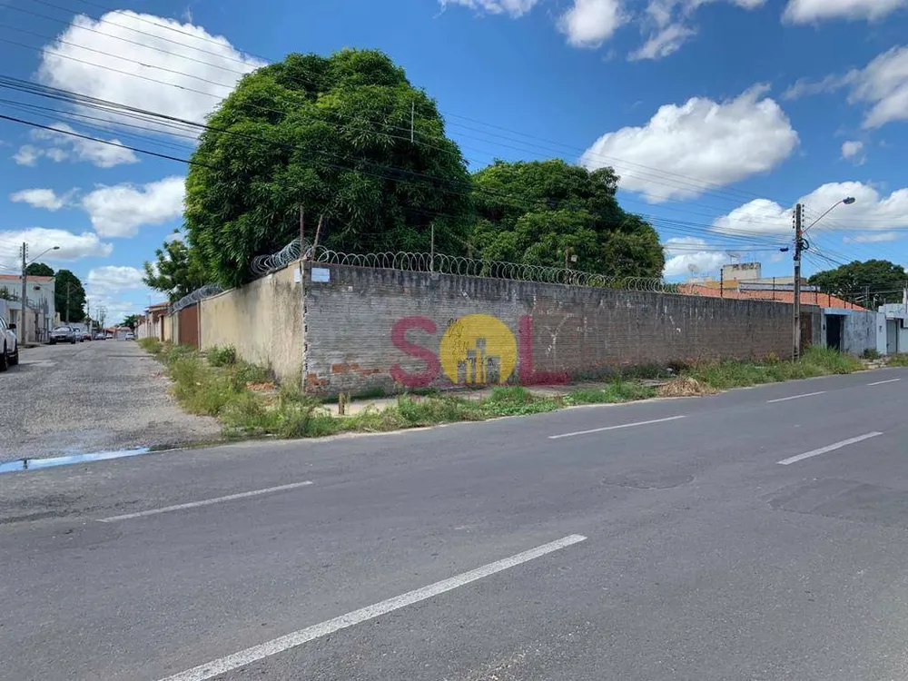 Casa, 5 quartos, 249 m² - Foto 1