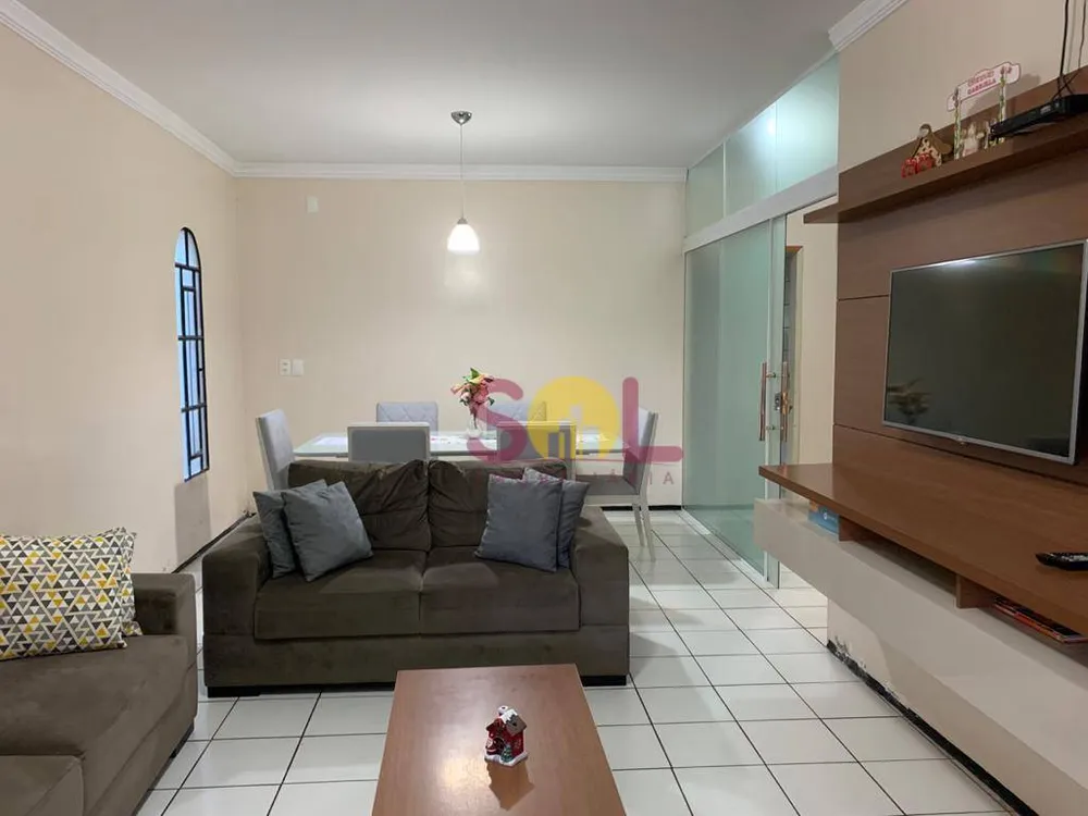 Casa, 3 quartos, 315 m² - Foto 4