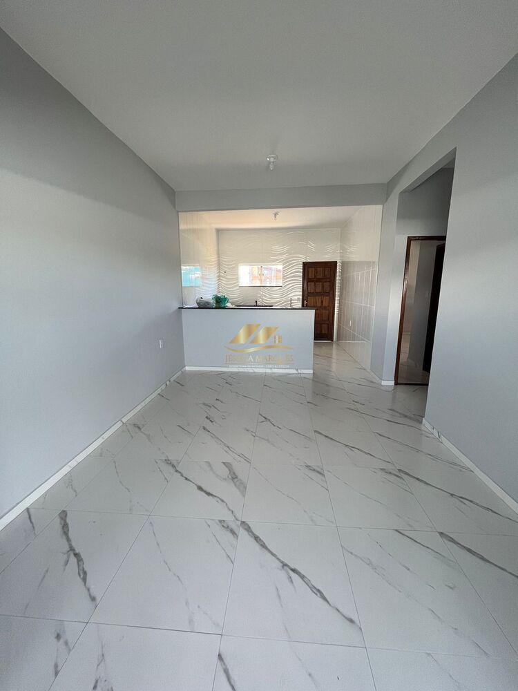 Casa à venda com 2 quartos, 180m² - Foto 3
