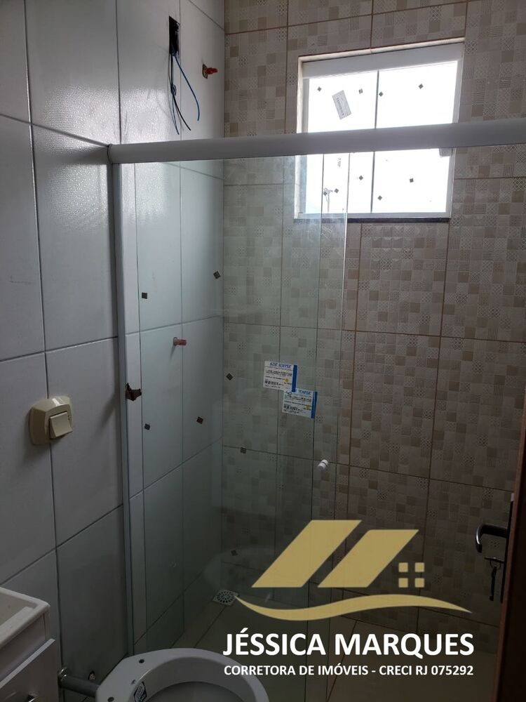 Casa à venda com 2 quartos, 250m² - Foto 4