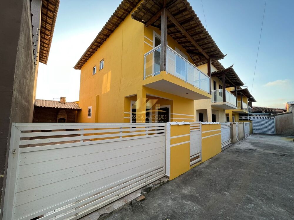 Casa à venda com 2 quartos, 110m² - Foto 2