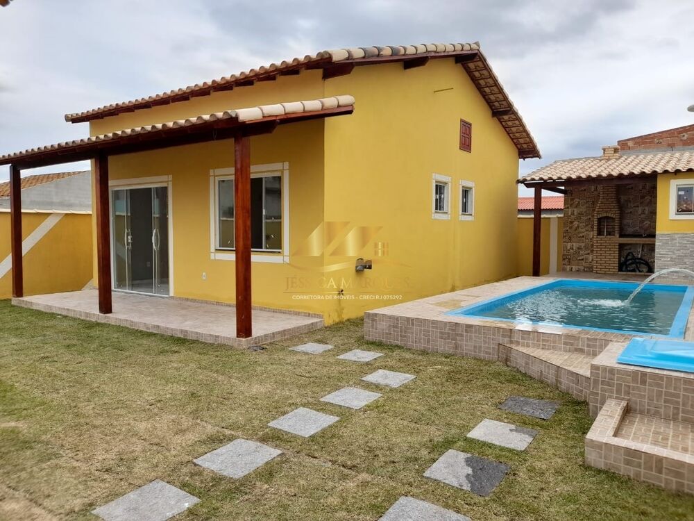 Casa à venda com 2 quartos, 150m² - Foto 1