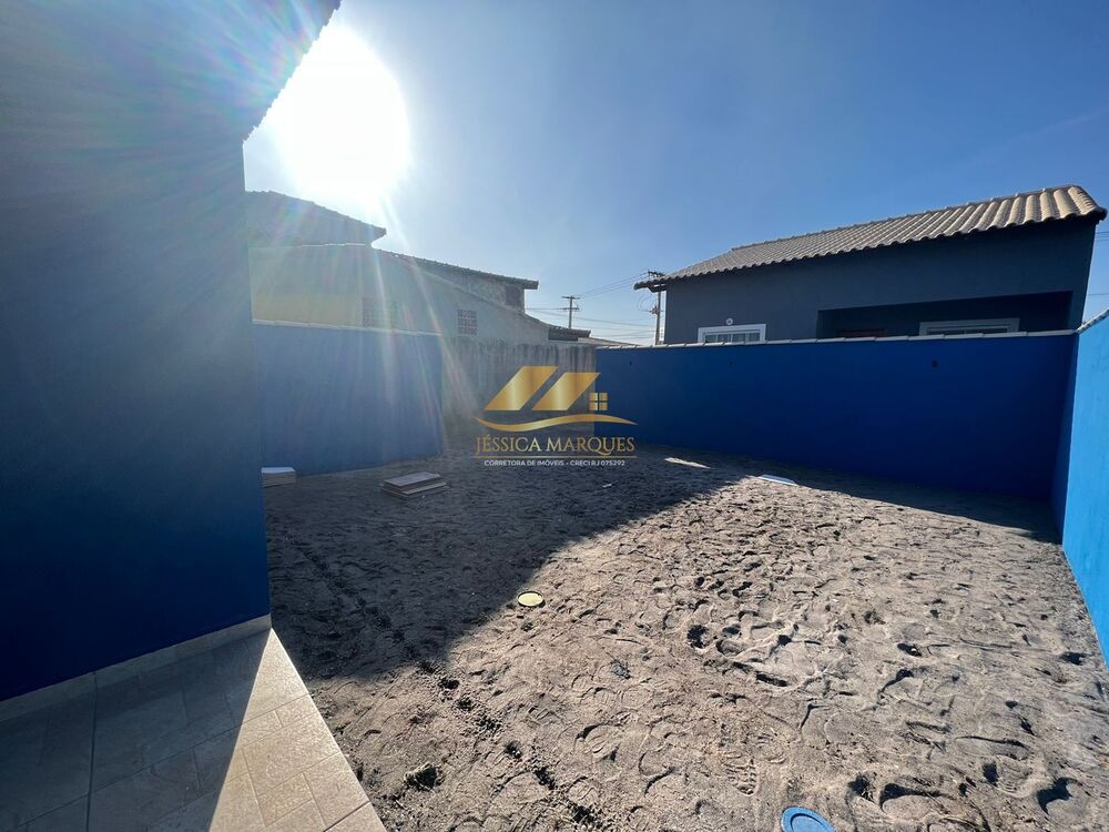 Casa à venda com 2 quartos, 90m² - Foto 4