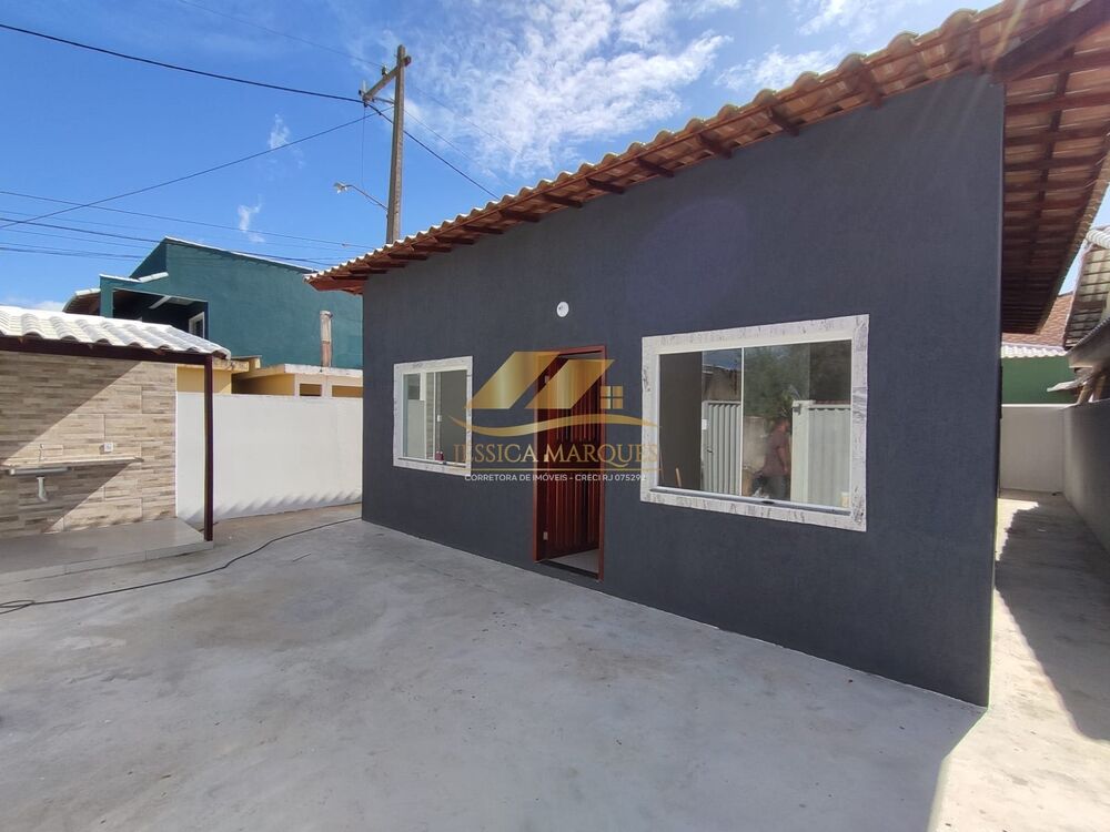 Casa à venda com 3 quartos, 160m² - Foto 1